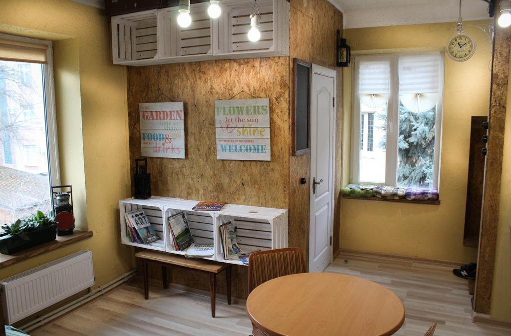 Apartment On Zaliznychna ลวีฟ ภายนอก รูปภาพ