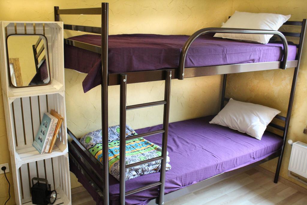 Apartment On Zaliznychna ลวีฟ ภายนอก รูปภาพ