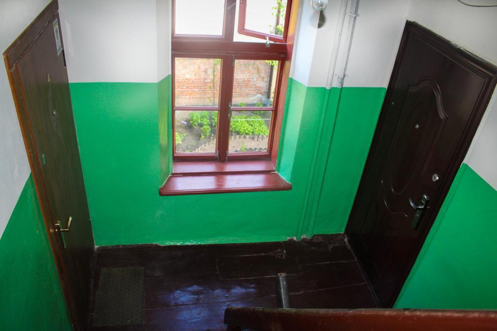 Apartment On Zaliznychna ลวีฟ ภายนอก รูปภาพ